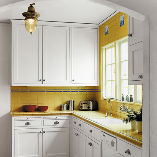 1375863236Small-kitchen-design-ideas
